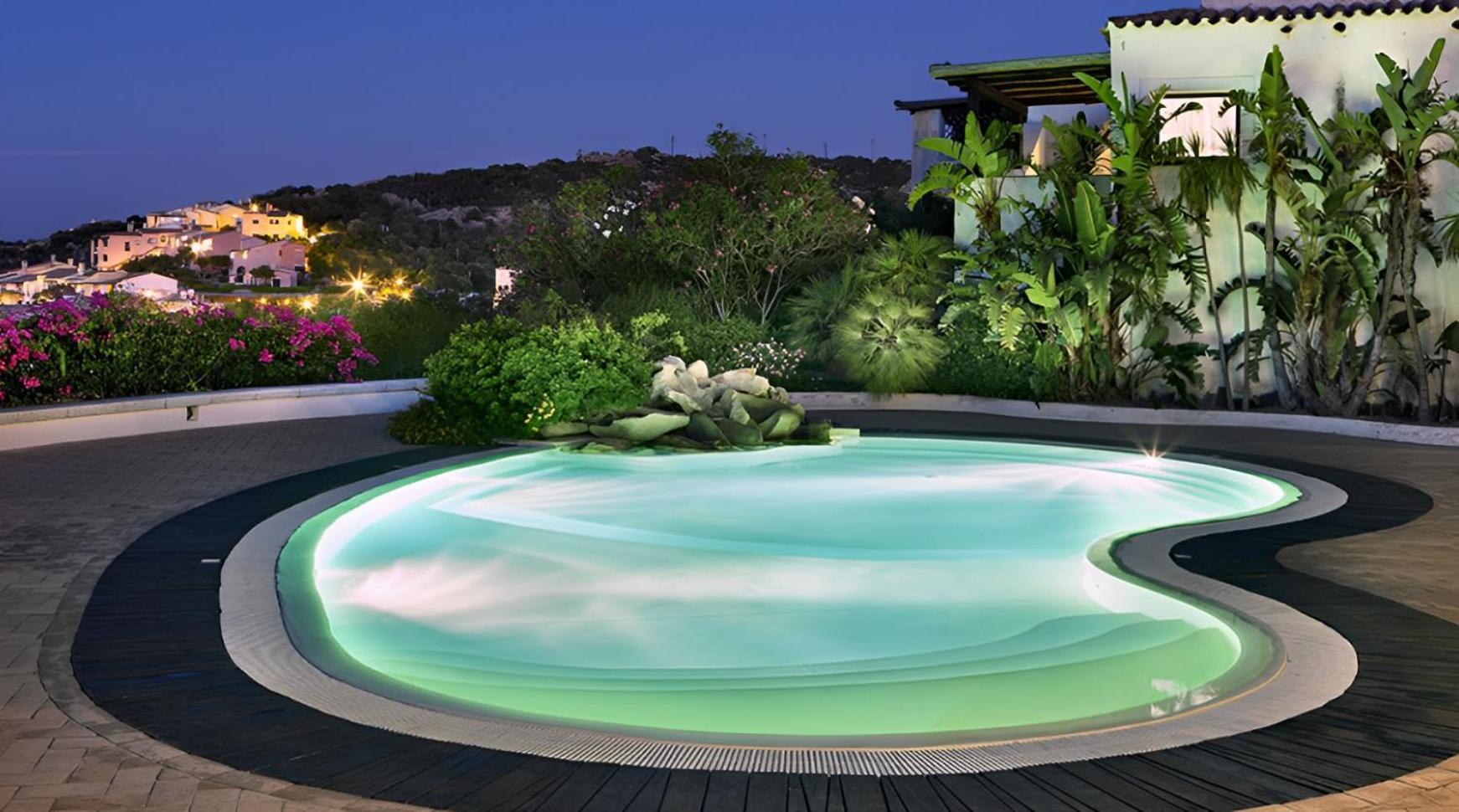 לישה די ואקה -Luxury- Torretta Con Piscina E Spiaggia A 300 Mt מראה חיצוני תמונה