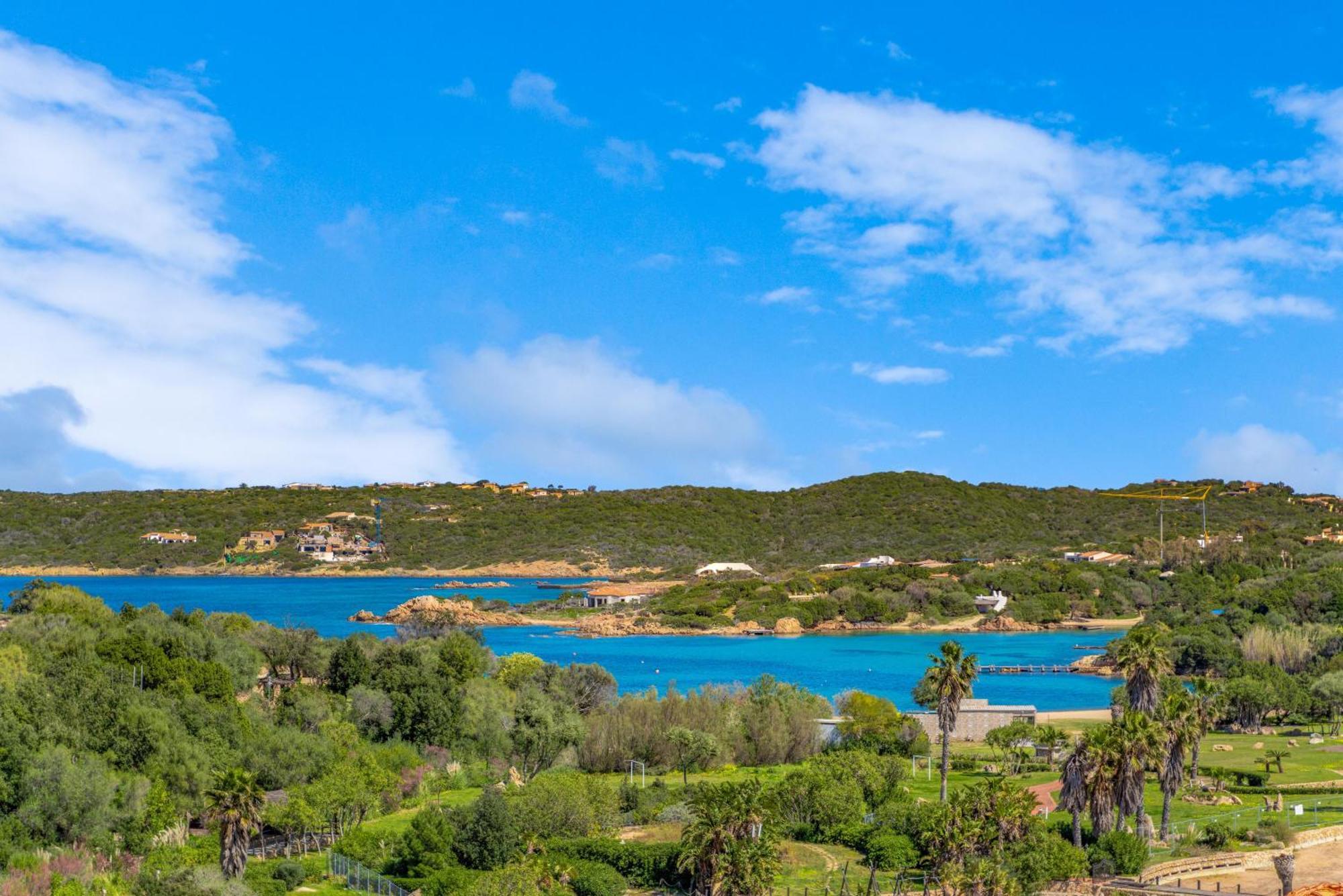 לישה די ואקה -Luxury- Torretta Con Piscina E Spiaggia A 300 Mt מראה חיצוני תמונה