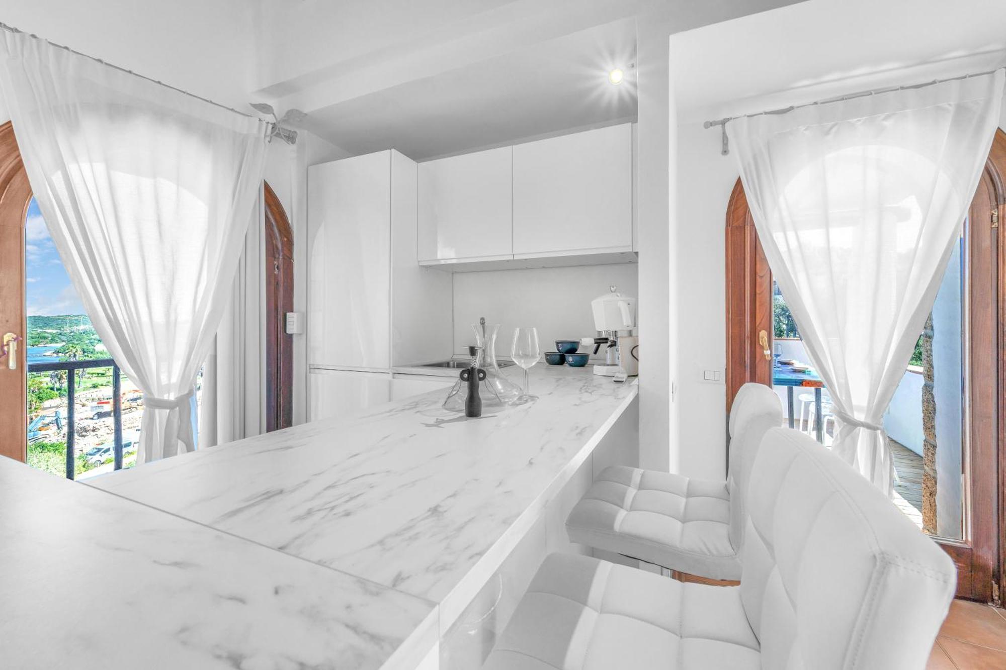 לישה די ואקה -Luxury- Torretta Con Piscina E Spiaggia A 300 Mt מראה חיצוני תמונה